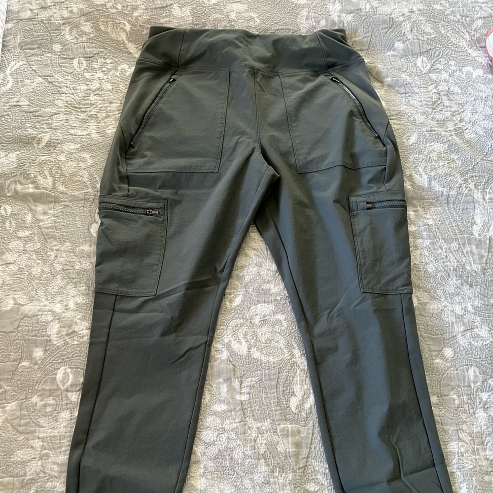 Athleta Headlands Hybrid leggings
